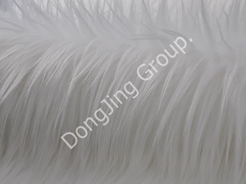 DP1103-Rouleau de lumière blanche faux fur fabric