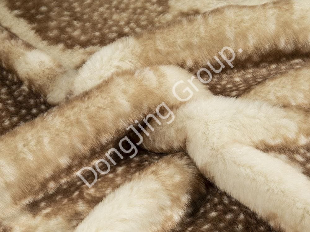 9HG0149-Imprimé cerf blanc cassé faux fur fabric