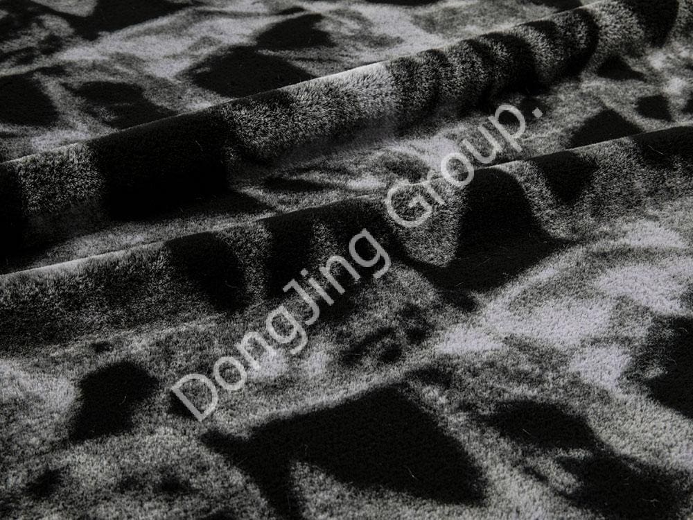 9KT0241-Rouleau de dessin noir faux fur fabric