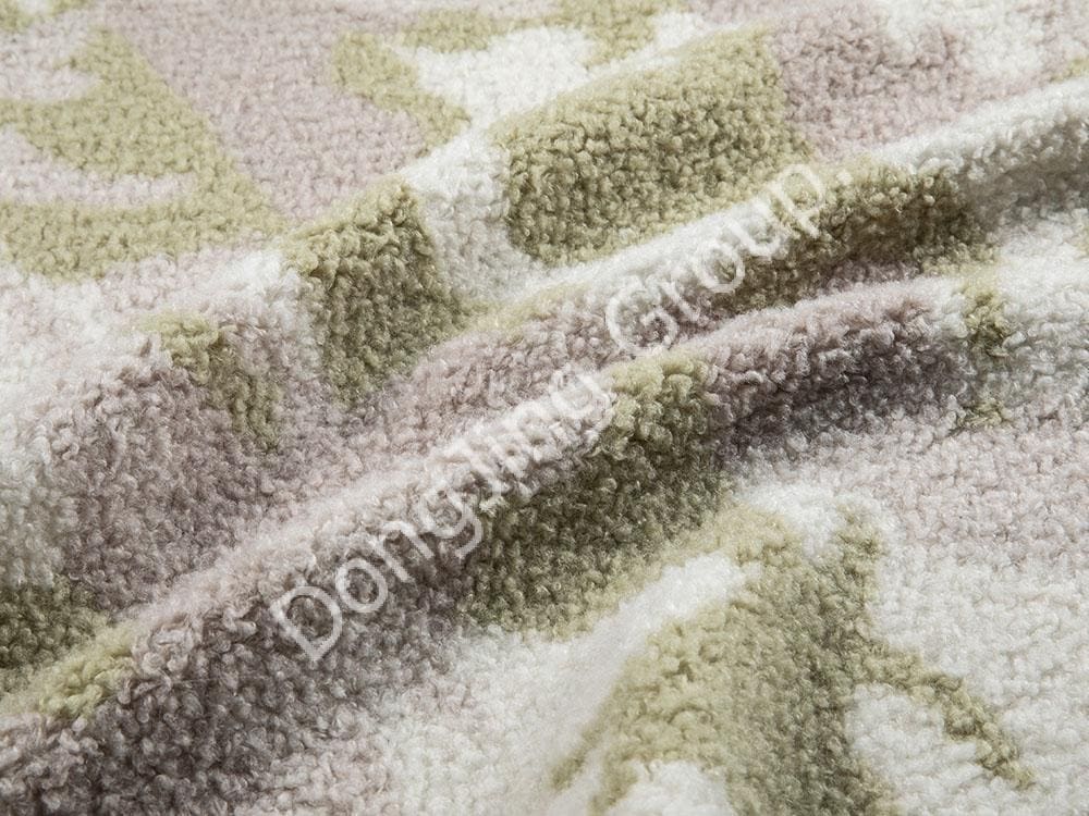 9KW0368-Laine imitation avoine vert camouflage tricolore faux fur fabric