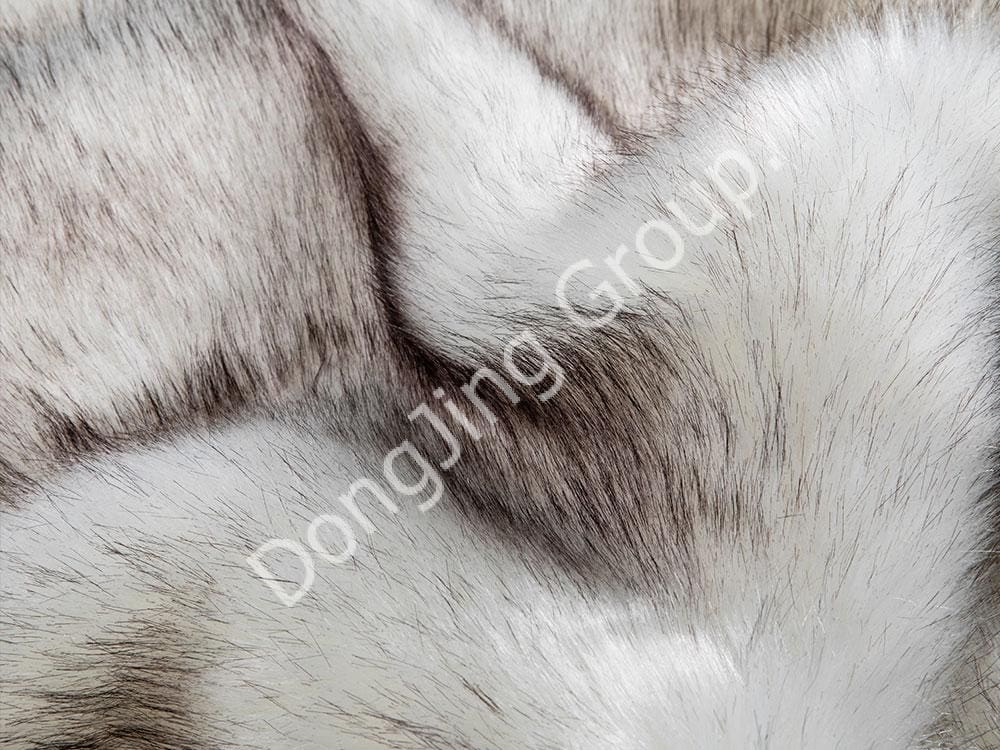 9P2531-Fourrure de renard teinte en blanc faux fur fabric