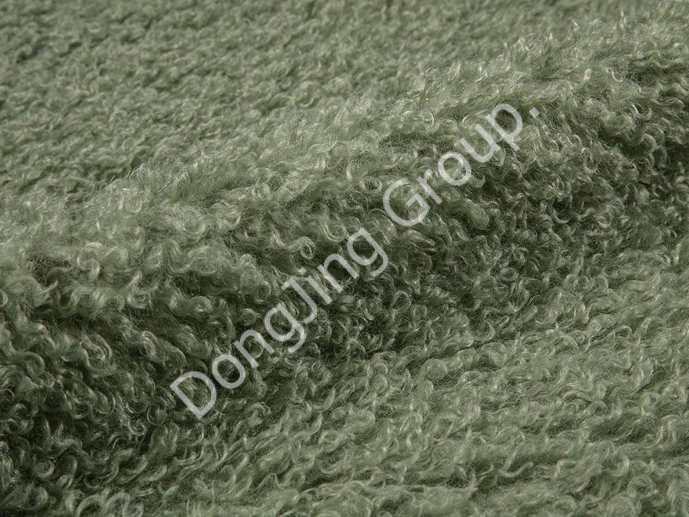 9Q0404-Cheveux d'agneau en cachemire tibétain vert faux fur fabric