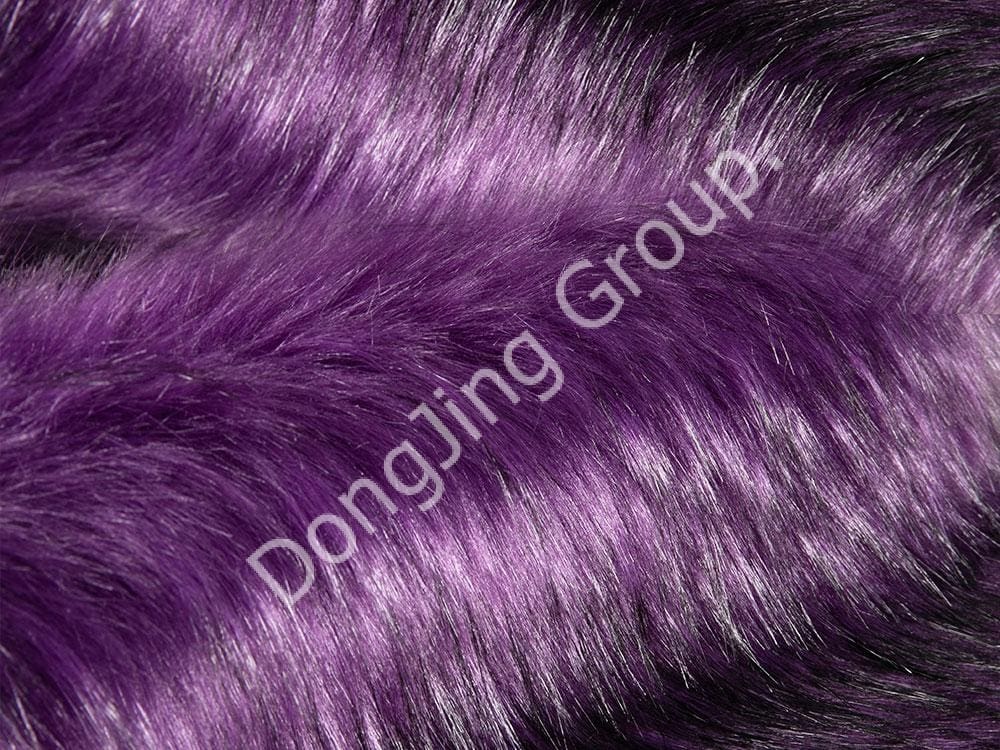 9W0352-Raviolis poilus mauves et violets faux fur fabric