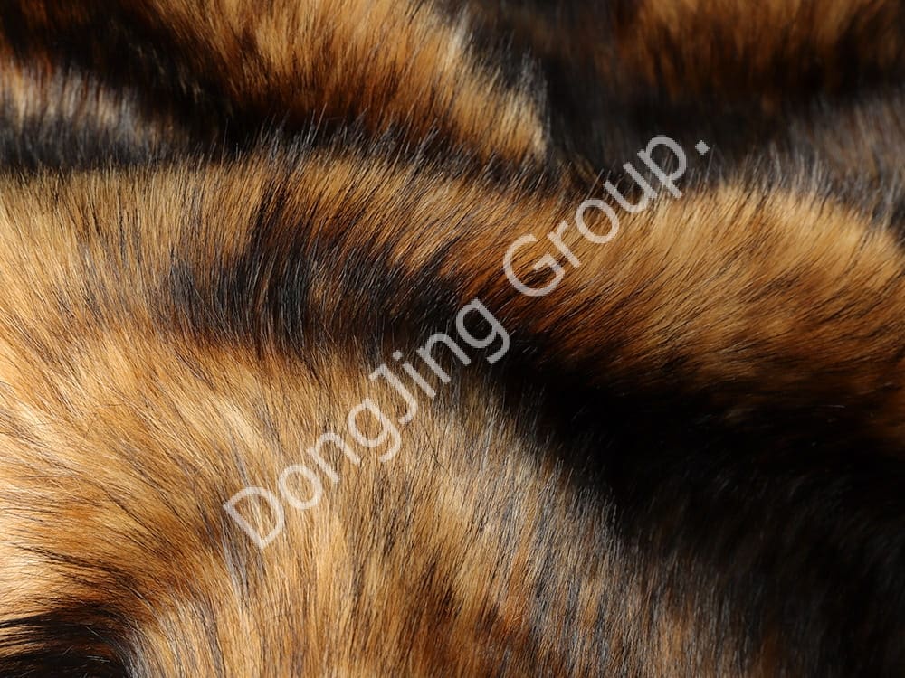 9W0591-Poils de raton laveur bicolore jacquard bicolore marron et beige faux fur fabric