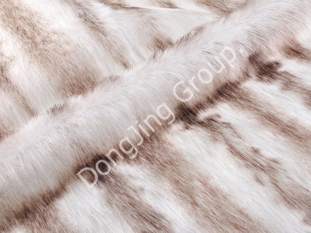 DP0626-pointe teinte en blanc faux fur fabric