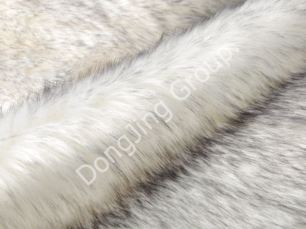 DP0657-pointe de cheveux blancs faux fur fabric